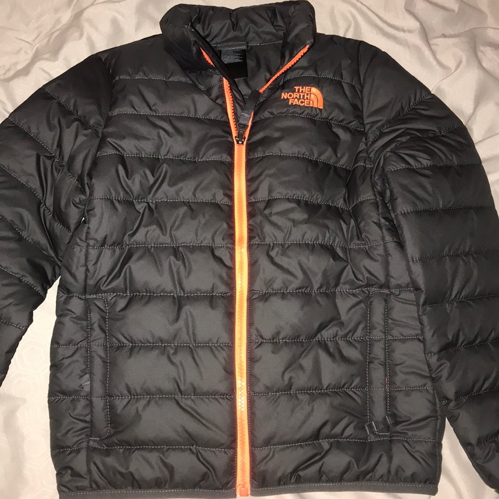Boys’ thermoball full zip North face jacket!